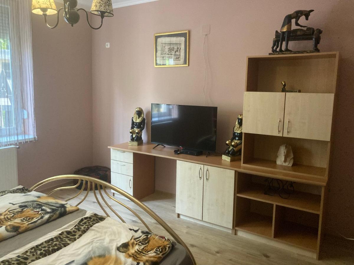 Pentz House Apartment Сиофок Екстериор снимка