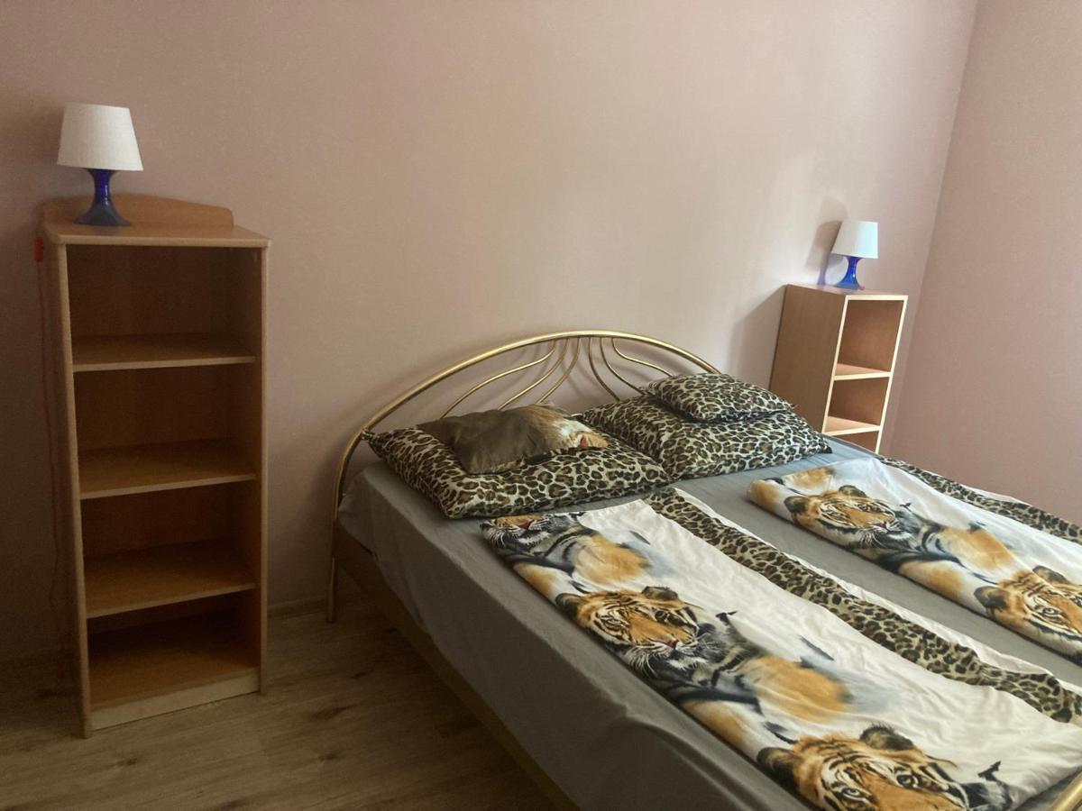 Pentz House Apartment Сиофок Екстериор снимка
