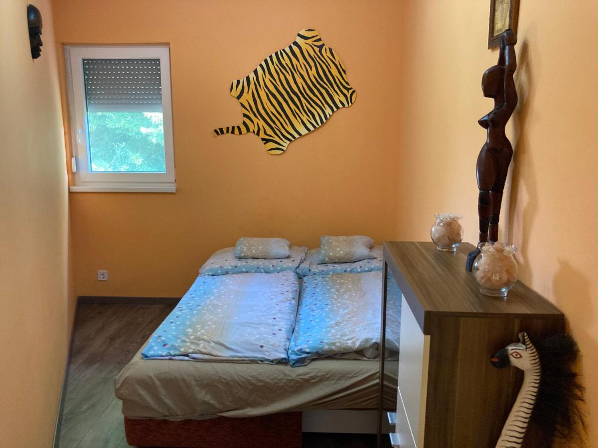 Pentz House Apartment Сиофок Екстериор снимка