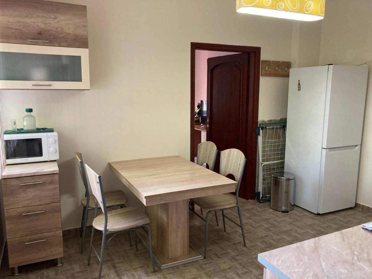 Pentz House Apartment Сиофок Екстериор снимка