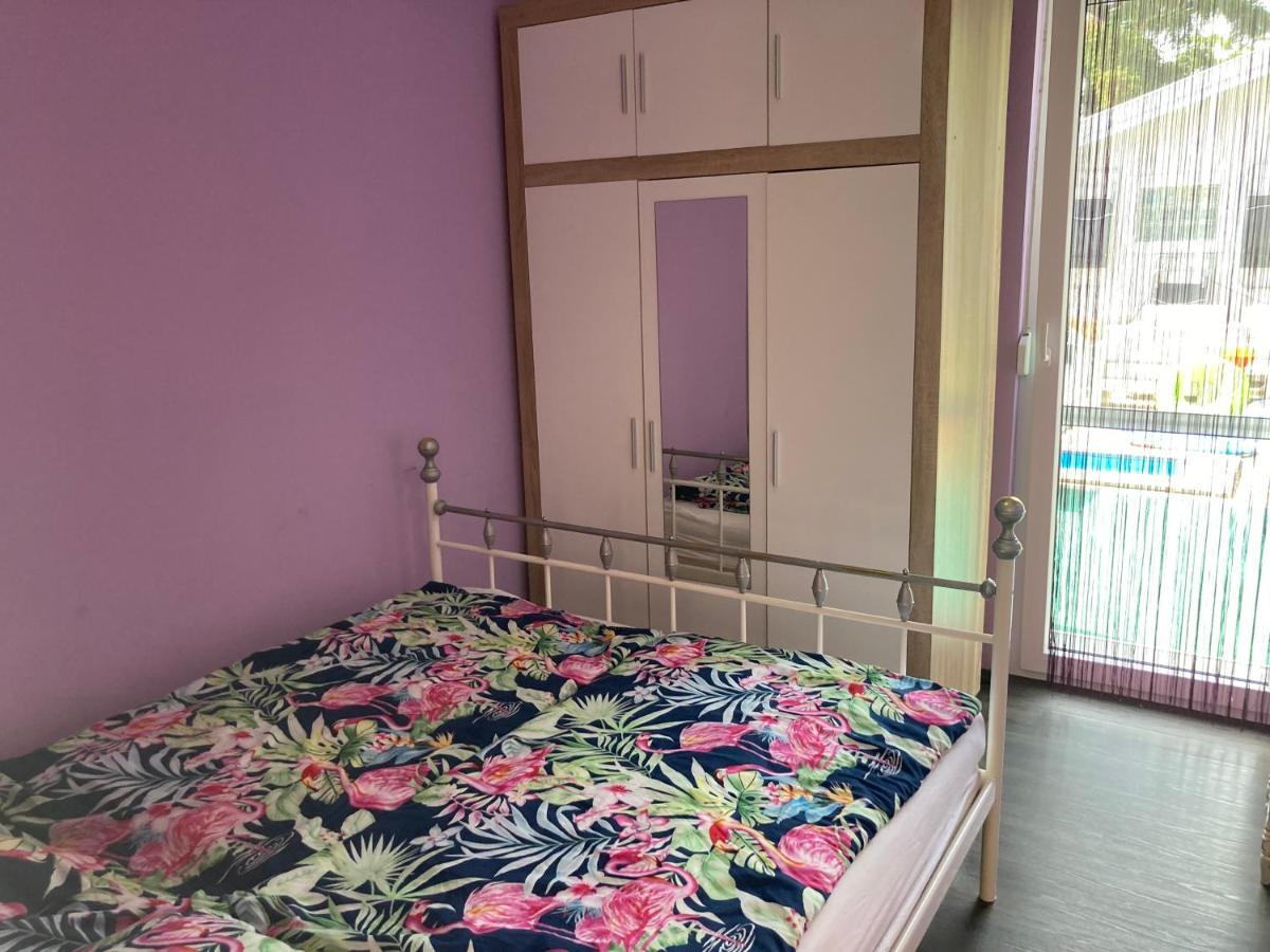 Pentz House Apartment Сиофок Екстериор снимка
