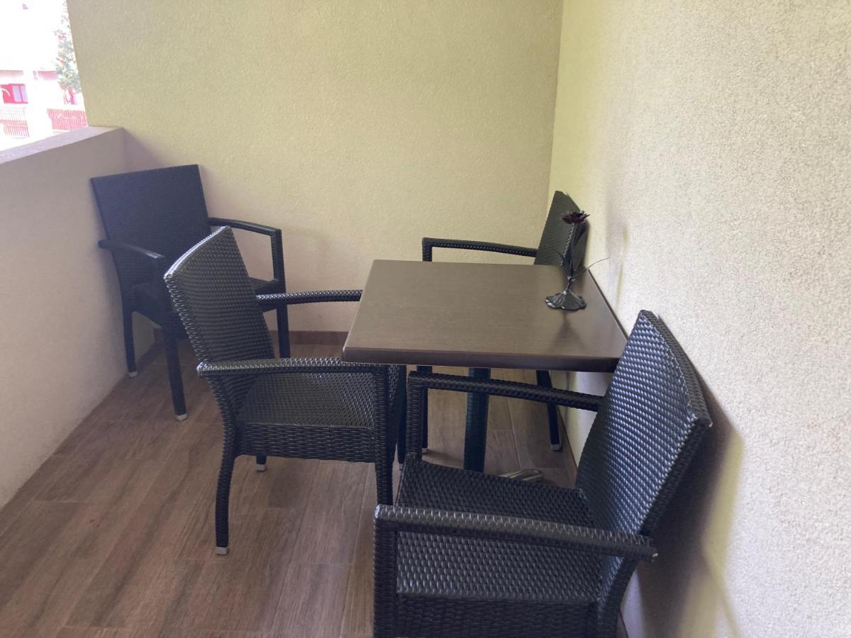 Pentz House Apartment Сиофок Екстериор снимка